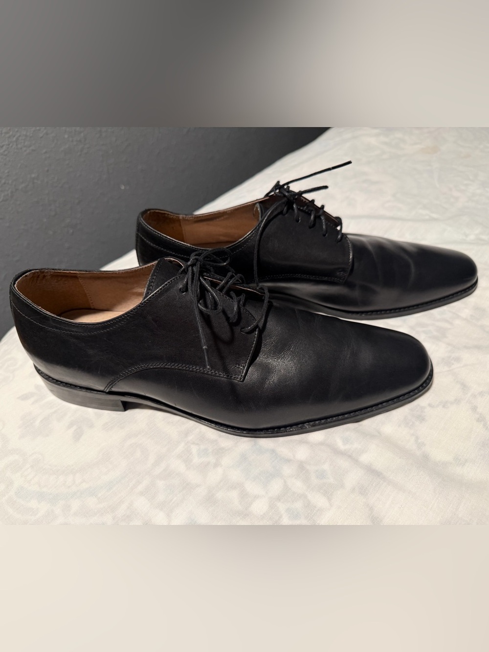 Banana Republic Black Leather Derby Dress Shoes size 11M